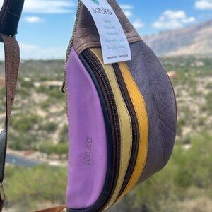 SORUKA “Moon Plain Belly” Leather NWT Crossbody BAG